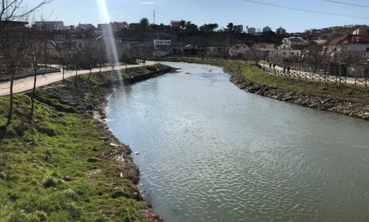 Familjarët e kërkonin prej muajsh, gjendet në lumin Drin trupi i pajetë i 80-vjeçares