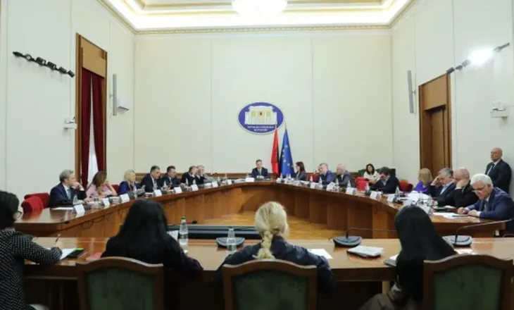 Faza 2 e ‘Territoriales’ diskutohet në Konferencën e kryetarëve, opozita largohet: Tallje! Balla: Uroj të reflektojnë