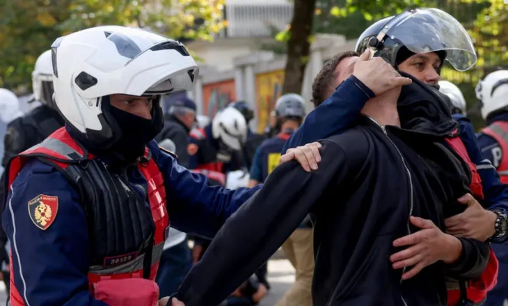 Federata Ndërkombëtare e Gazetarëve: Policia shkeli të drejtat dhe liritë themelore gjatë protestave