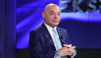 FEVZIU: RAMA E KA TE VESHTIRE TE QEVERISE
