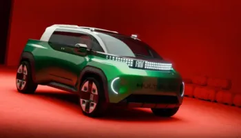 Fiat sjell konceptin Multiplay, një automjet që bashkon SUV-in, minibusin dhe pickup-in