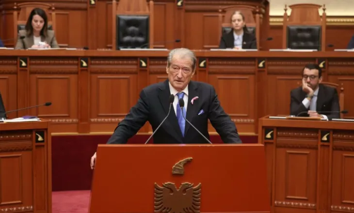”Fjala jote është funerali i Bashkisë Selenicë”, Berisha përplaset me Sinajn: Brenda 3 ditëve ndryshove qëndrim