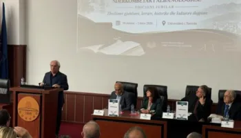 “Fjalori i Madh i Gjuhës Shqipe” promovohet në Panairin Mbarëkombëtar të Librit Akademik në Tetovë