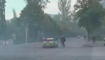 FOTO/ Policia kontrollon taksitë që kalojnë në Bulevard