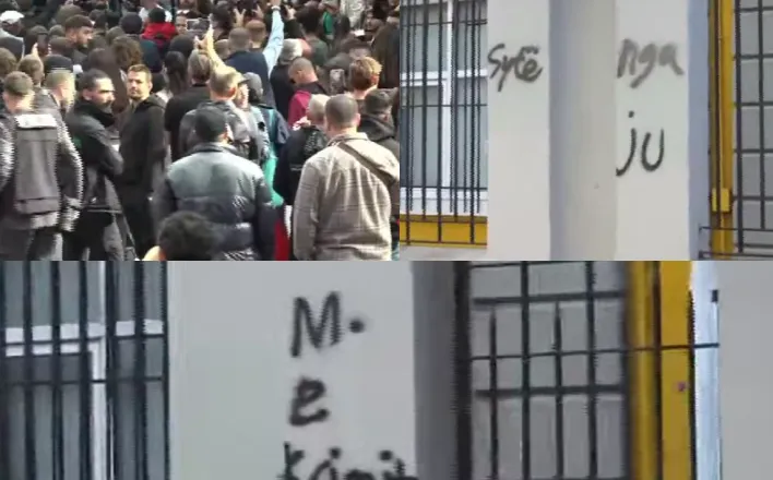 FOTO/ Studentët në protestë, shkruajnë në muret e Ministrisë së Arsimit: Duam kushte, jo pallavra