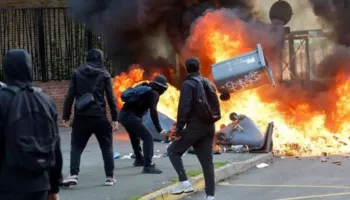 Franca përjeton një tjetër ditë kaosi, protestat paralizojnë Parisin! Kryeministri ultimatum ministrave: Trajtoni kërkesat e nxënësve