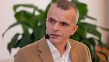 Franca refuzon lirimin e Ermal Beqirit nga burgu