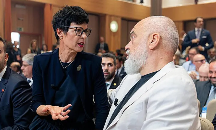 FRIKA NGA NDONJE ORBAN I RI / BE I HAP DEREN SHQIPERISE DUKE VEZHGUAR BALLKANIN