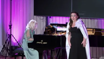 ‘Fryma e shpirtit’, koncerti i pestë i Kosova Kamerfest sjell në skenë pianisten Lejla Pula dhe sopranon Kaltrina Miftari