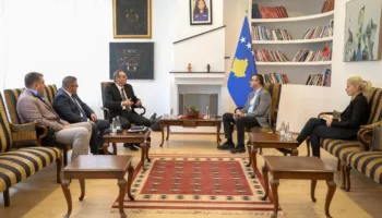 Gashani pret përfaqësuesit e Federatës së Pingpongut, diskutohet zhvillimi i këtij sporti