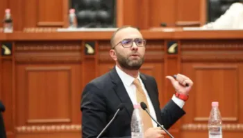 Gazment Bardhi: Harta territoriale e PS-së është e paracaktuar, njësoj si tenderat e Ramës dhe Ballukut