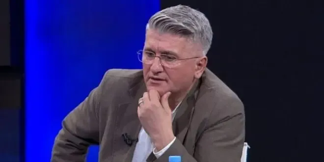 Gjekmarkaj: Sot studentët, qytetarët, opozita janë në një front! Levat e Ramës, marksistët e Qorrit u mbytën!