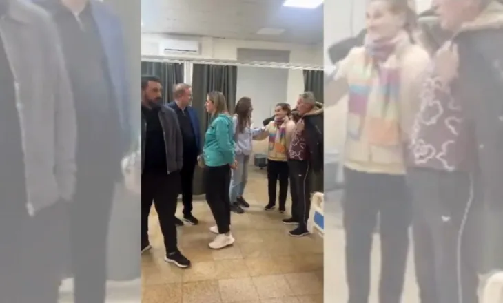 “Gjendja është alarmante”- Protesta e dhunshme në Tiranë, deputetët e PD vizitojnë të lënduarit te Trauma