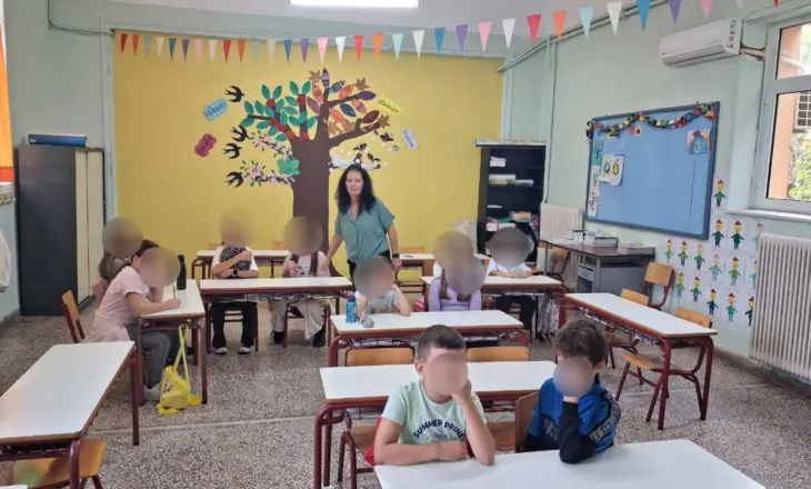 Gjuha shqipe hyn në një shkollë publike, nisma që po bën bujë në Greqi