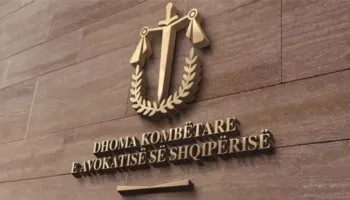 Gjykata e Apelit Administrativ pezullon vendimin e Dhomës së Avokatisë për bojkot të GJKKO…