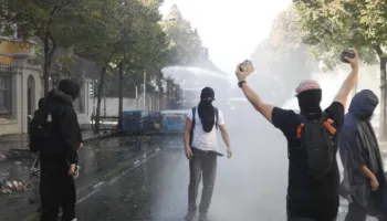 Gjykata e Tiranës liroi 18 protestuesit e arrestuar, zbardhet vendimi