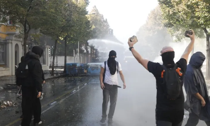 Gjykata e Tiranës liroi 18 protestuesit e arrestuar, zbardhet vendimi