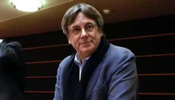 Gjykata spanjolle heq urdhër-arrestin për Puigdemont, hapet rruga për kthimin e tij
