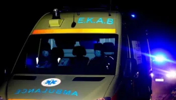 Greqi/ 58-vjeçari shqiptar gjendet i pl*gosur rëndë në banesë, dyshohet një 17-vjeçar
