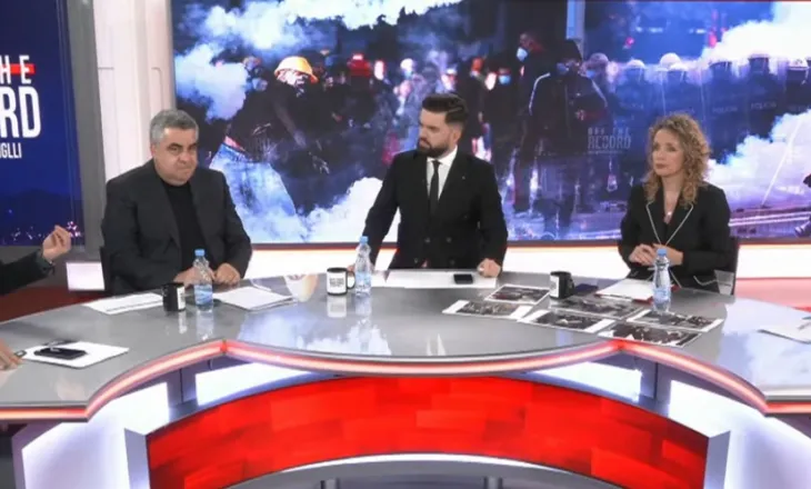 “Gurët janë armë e ftohtë në duart e protestuesve”- Ministri Gonxhja: Nuk e ktheni dot bulevardin në tortë pavarësie! Pamjet janë të qarta