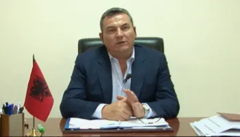 Haki Çako u rrëmben bashkive tenderat e emergjencave civile