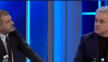 Hila për protestën: Me kë do ta rrëzosh Ramën, me atë që harxhon lekët e call center-ave për vezë apo me marksistë-leninistët?