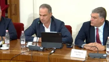 Hilja e Ramës, PS do të kalojë hartën e re territoriale me dakordësinë e Kamëz dhe Peqinit.. bashkitë që nuk preken
