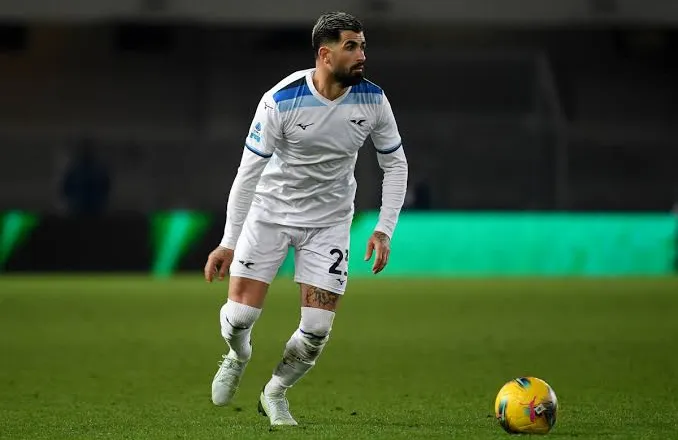 Hysaj në listën e klubit të Serie  A, në skenë emri i mbrojtësit kuqezi