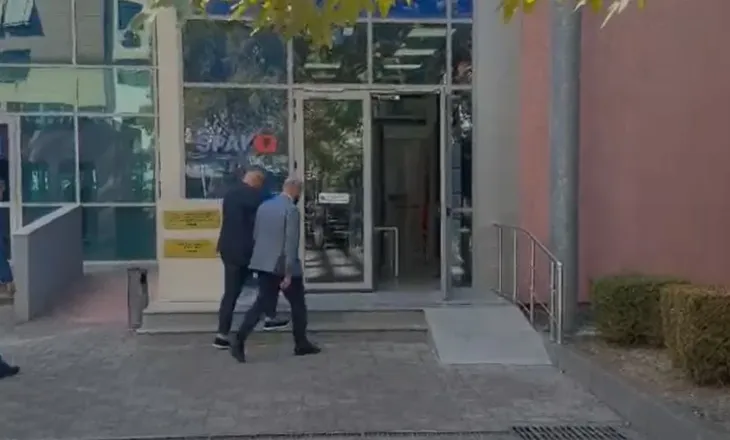 I akuzuar për shkelje të barazisë në tendera, ish-kreu i ARRSH-së paraqitet sërish në SPAK