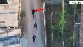 I armatosur përplas makinën e policisë dhe tenton të arratiset, arrestohet 27-vjeçari (Emri)