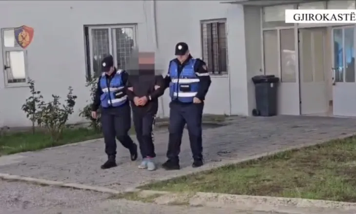 I dënuar për vrasje, arrestohet 44-vjeçari në Gjirokastër, policia i gjen armë dhe drogë te shtëpia në Tepelenë