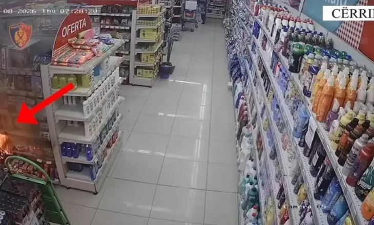 I vuri zjarrin marketit në Cërrik, arrestohet 45-vjeçari i dyshuar, u rrezikua dhe jeta e punonjësve!