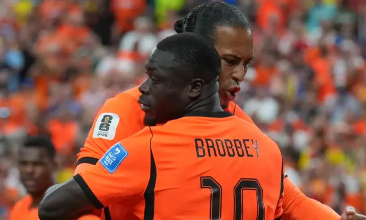 Ideja e bujshme! Brobbey dhe Van Dijk drejt Serie A, zbulohet plani i dyfishtë i Juventusit