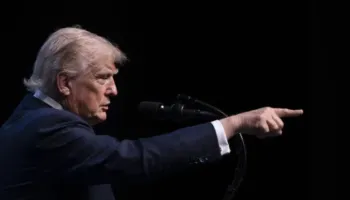 Incidente elektorale në SHBA, presidenti Trump pengohet të bëjë fushatë në Texas: Financohen nga armiqtë e Amerikës!