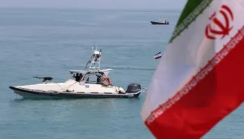 Irani i mbyll Gjirin Persik SHBA-së: Trump duhet të ëndërrojë të shohë forcat e armatosura të hyjnë në këtë zonë