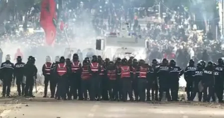 Ish-analisti i BBC-së: Rama “viktimë e suksesit të tij”! Opozita pa alternativë dhe protesta pa lidership