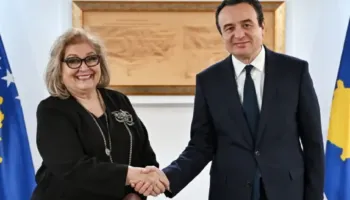 Ish-ministre e Thaçit, ja kush është kandidatja e propozuar nga Albin Kurti për presidente