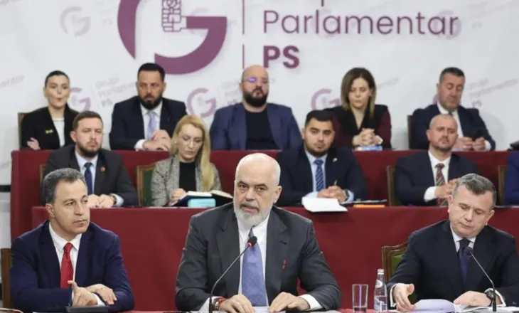 Ishte parashikuar për sot, anulohet mbledhja e zgjeruar e Grupit Parlamentar të PS