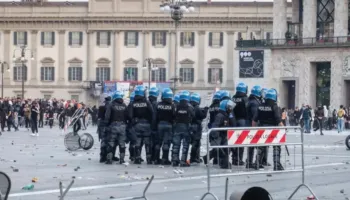 Italia në alarm nga protestat e dhunshme, mobilizohet edhe ushtria