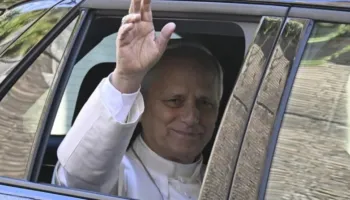Iu nënshtrua një ndërhyrjeje kirurgjikale në mushkëri, përfundon me sukses operacioni i Papa Leone XIV
