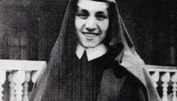Ja si dukej Nënë Tereza 18 vjeçe/Foto e rrallë