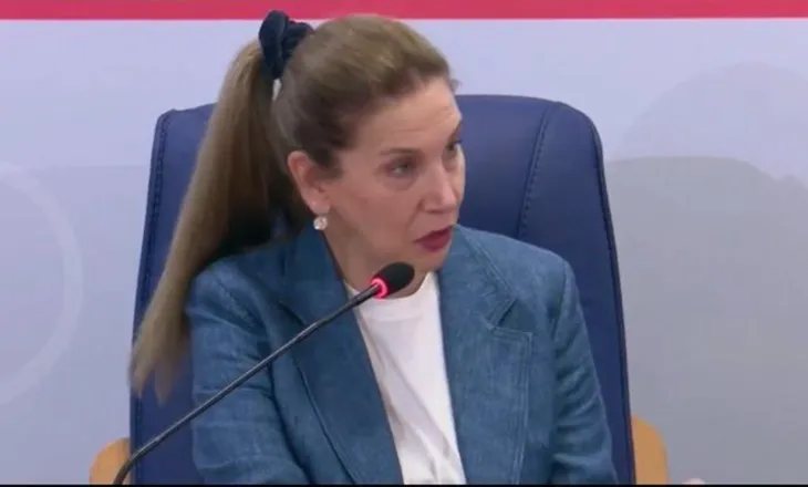 “Janë grupe që vijnë nga jashtë në shkolla”, Kumbaro: Kemi ngritur ekip psikologësh për fëmijët