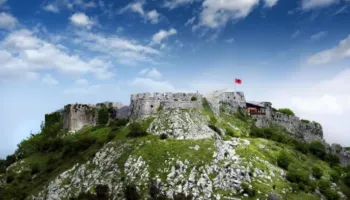 Kalaja e Rozafës tërhoqi mbi 28 mijë turistë gjatë shtatorit