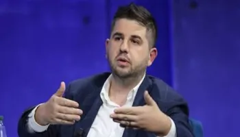 Kamerat brenda shtëpisë hakerohen lehtësisht, pamjet shiten në internet