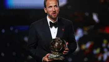 Kane thyen barrierat, i vetmi pas Messit që arrin këtë shifër dhe fiton “Topin e Artë”