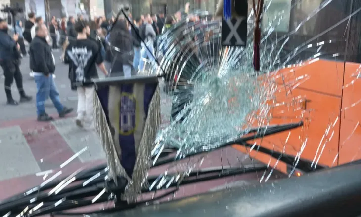 Kaos në Tiranë nga protestat, pezullohet qarkullimi i urbanëve