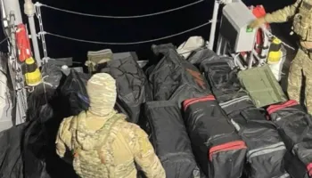 Kapet në Kios jahti me 360 kg kanabis, droga me vlerë mbi 1 milion euro, arrestohen dy ukrainas