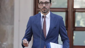 Karakaçi: 80 milionë euro grant nga Franca për rehabilitimin e ujësjellës-kanalizimeve në Durrës