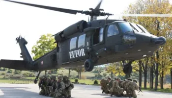 Katër të vdekur dhe 11 të lënduar nga rrëzimi i helikopterit italian në Bosnjë