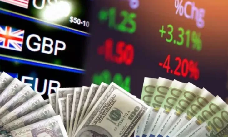Këmbim valutor pa licencë në Fier, 14 masa sigurie! Sekuestrohen para në pesë monedha